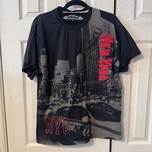 Robin Ruth New York Times Square Vintage Men's T-Shirt - Size Large
